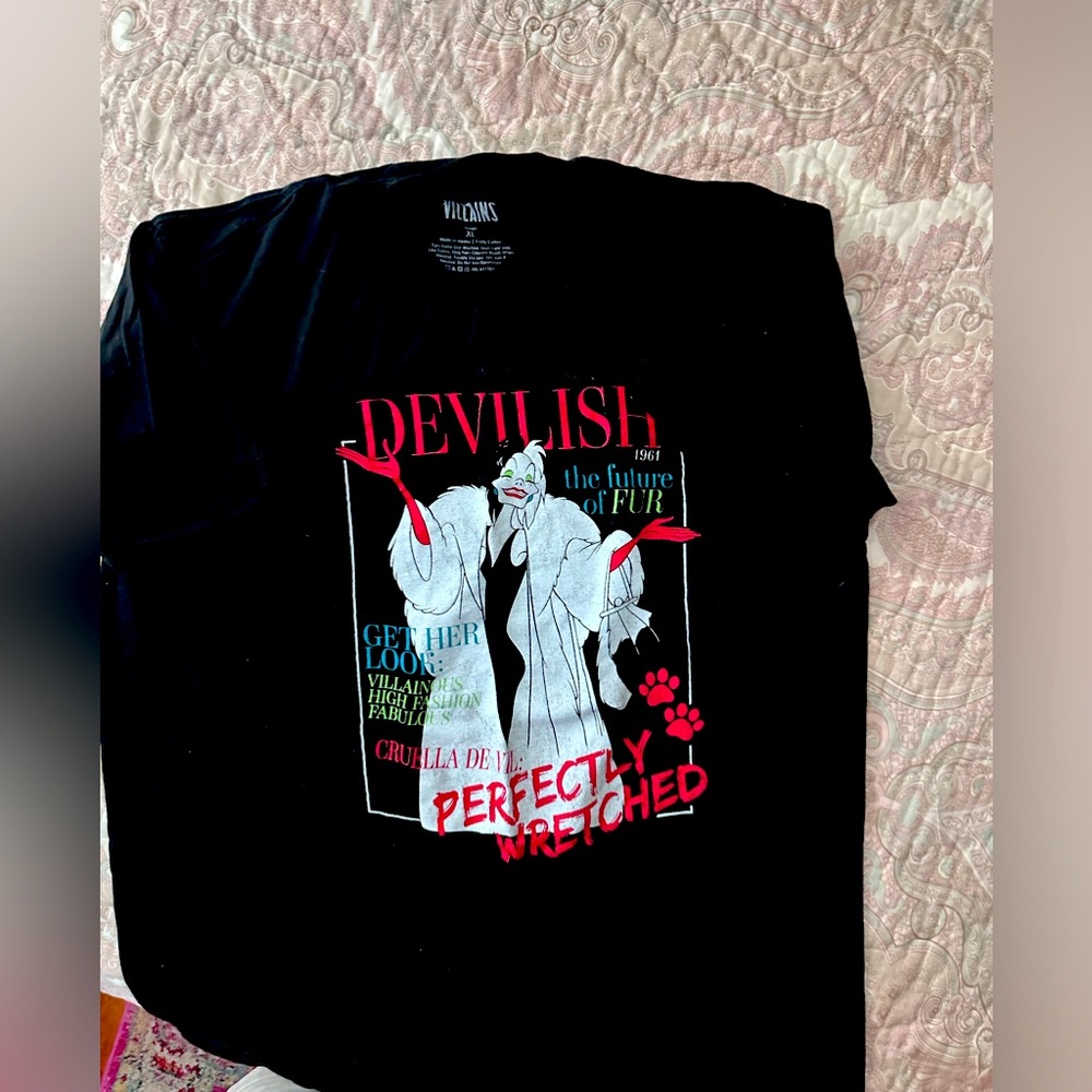 Villains XL Cruella DeVil T-shirt
